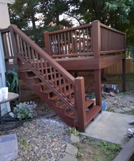 Deck built or refinished by MaddLadder, photo 3